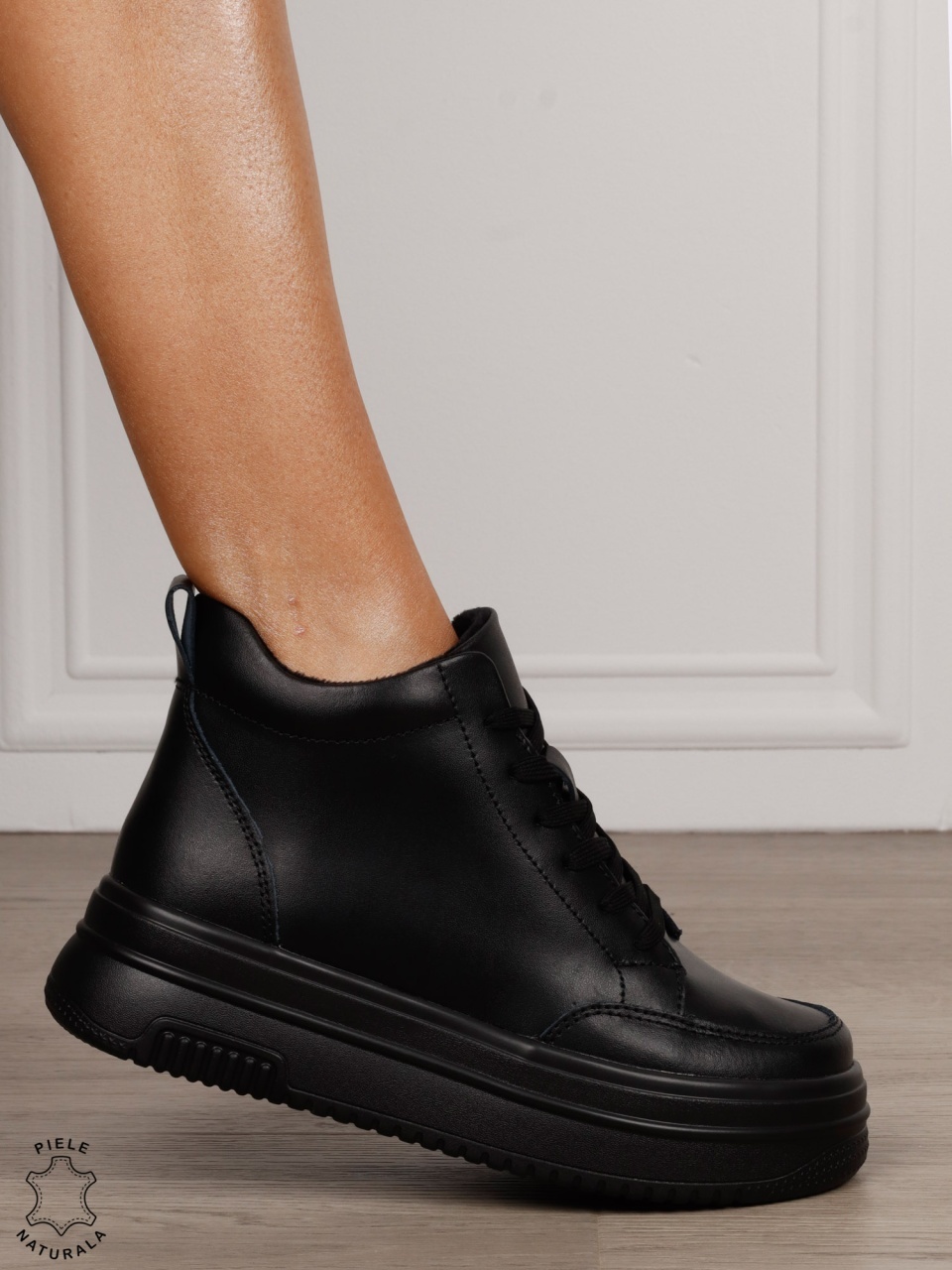 Ghete casual din piele naturală cu talpa solida CRL1510 NEGRU