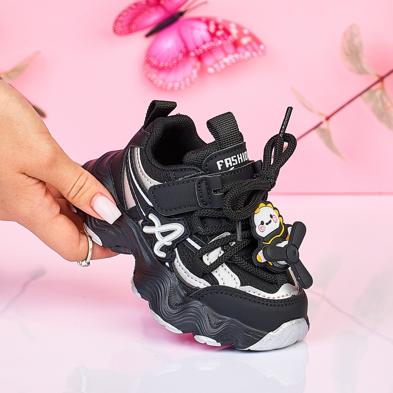 Incaltaminte copii din piele ecologica cu inchidere siret SI ACCESORIU DETASABIL CRL1480