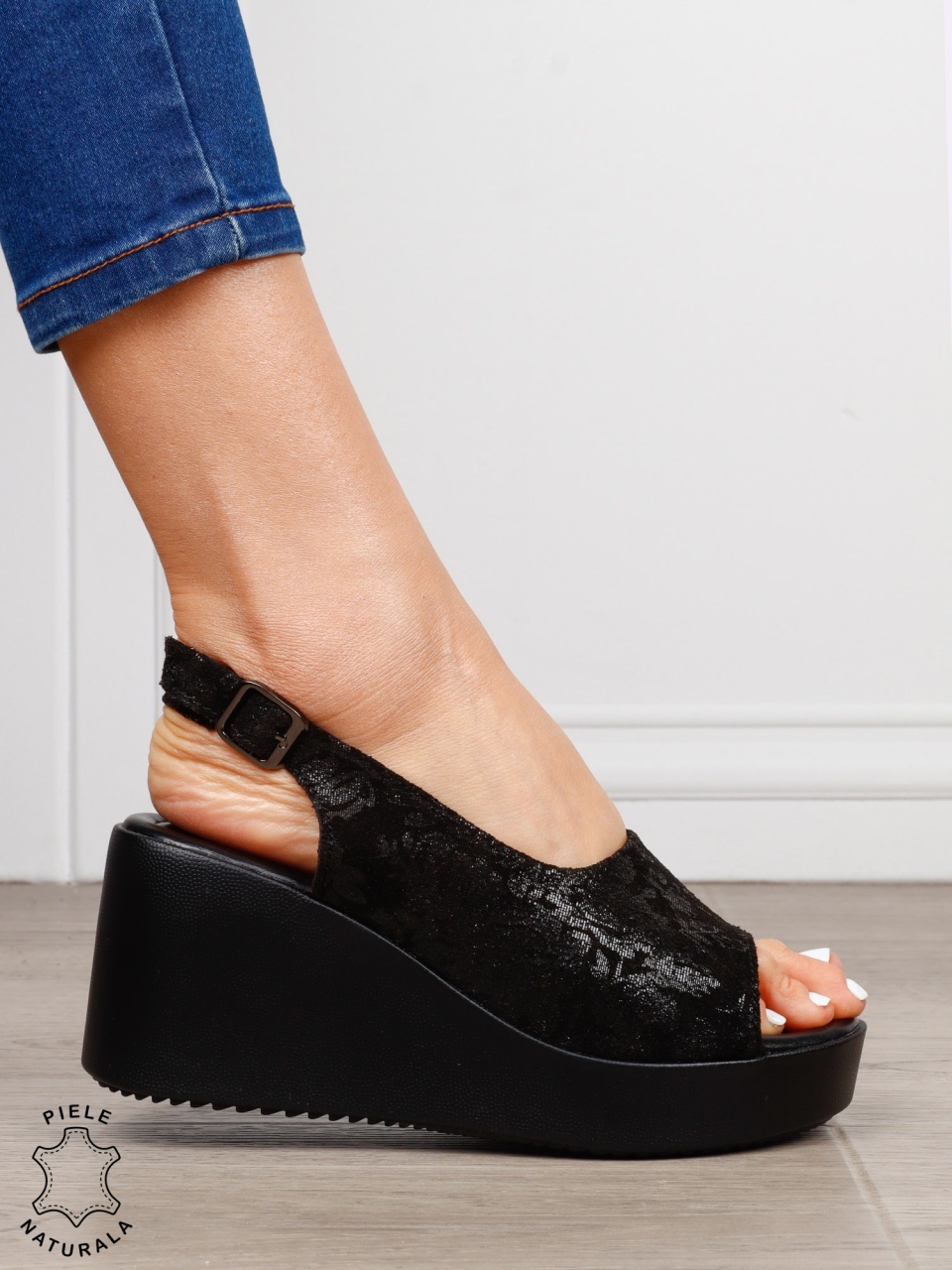 Sandale damă din piele naturală talpa tip platorma cu cataramă CRL1644 ALL BLACK