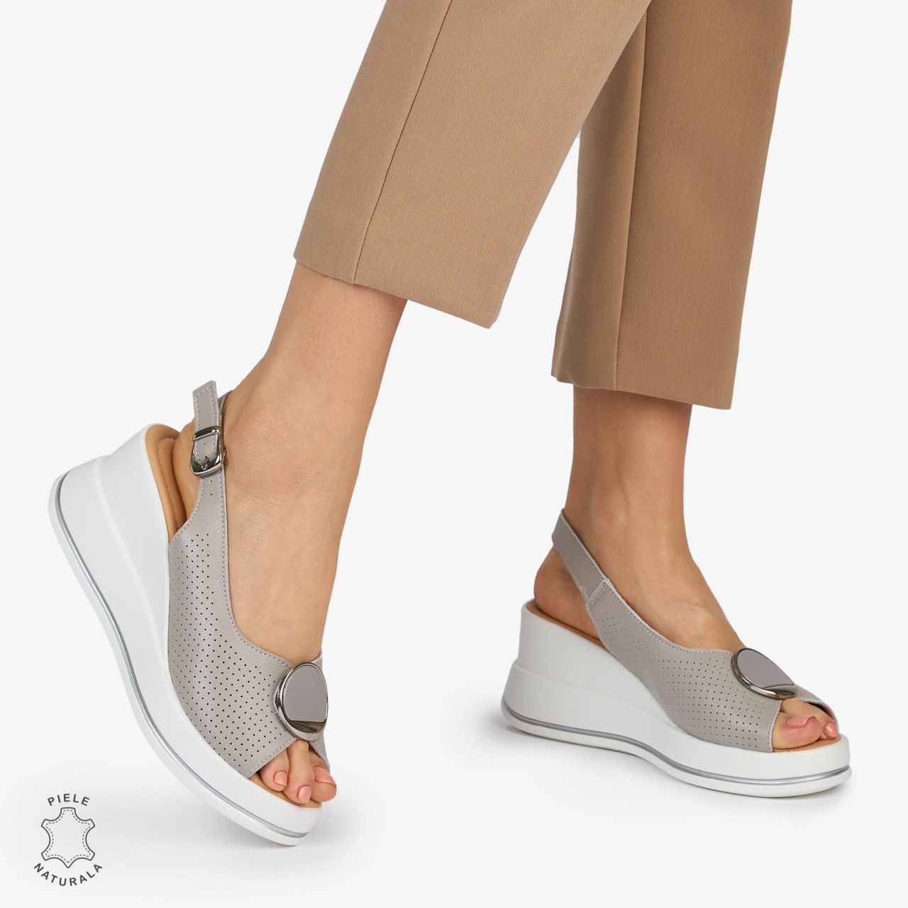 SANDALE Dama Piele Naturala CU TALPA INALTA SI ACCESORIU METALIC CRL1047 Culoare: GRI