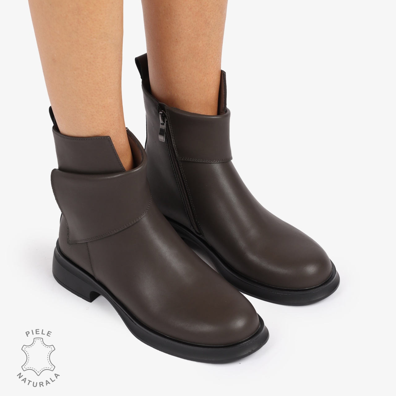 GHETE PIELE NATURALA Maro cu Varf rotund si Detaliu Lateral CRL1238