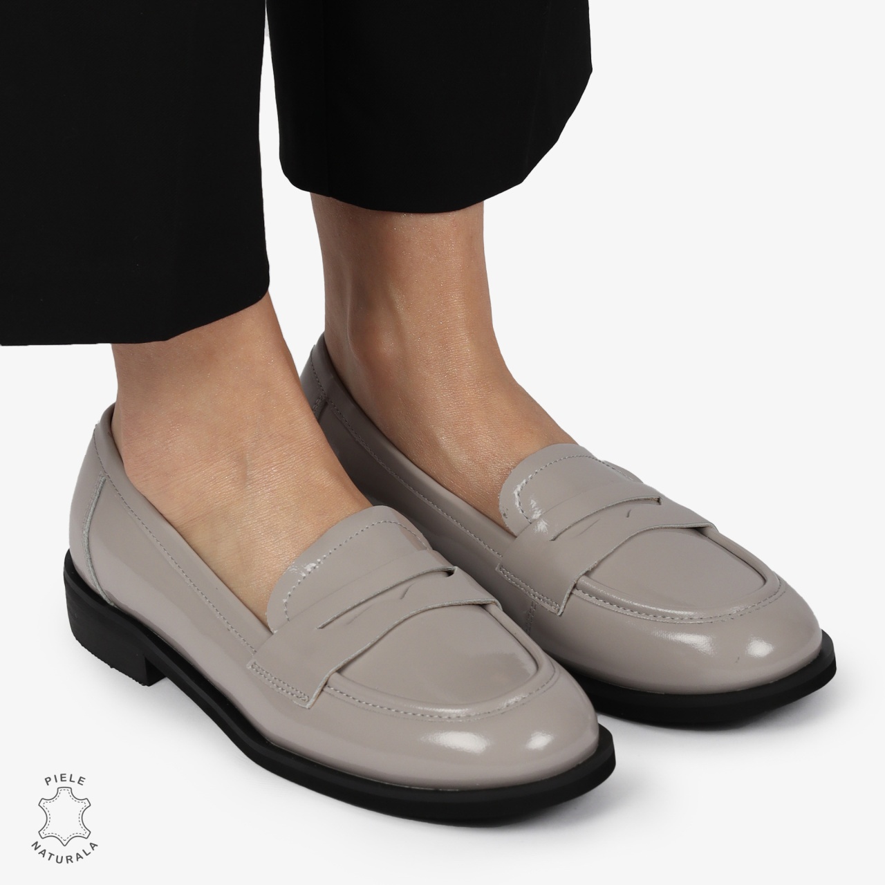 Mocasini dama din Piele Naturala LACUITA CU CATARAMA CRL1366 GRI