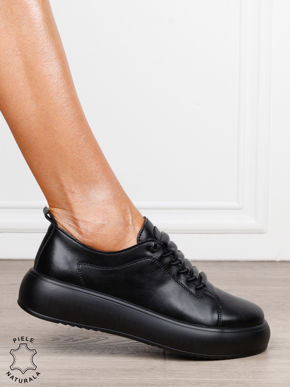 Pantofi Casual dama din Piele Naturala cu siret special CRL1550NEGRU