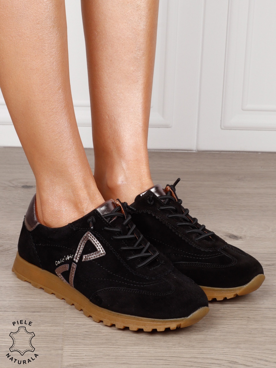 Pantofi Casual Damă din Piele Naturală Întoarsă cu Accente Elegante și Șiret CRL1804 NEGRU