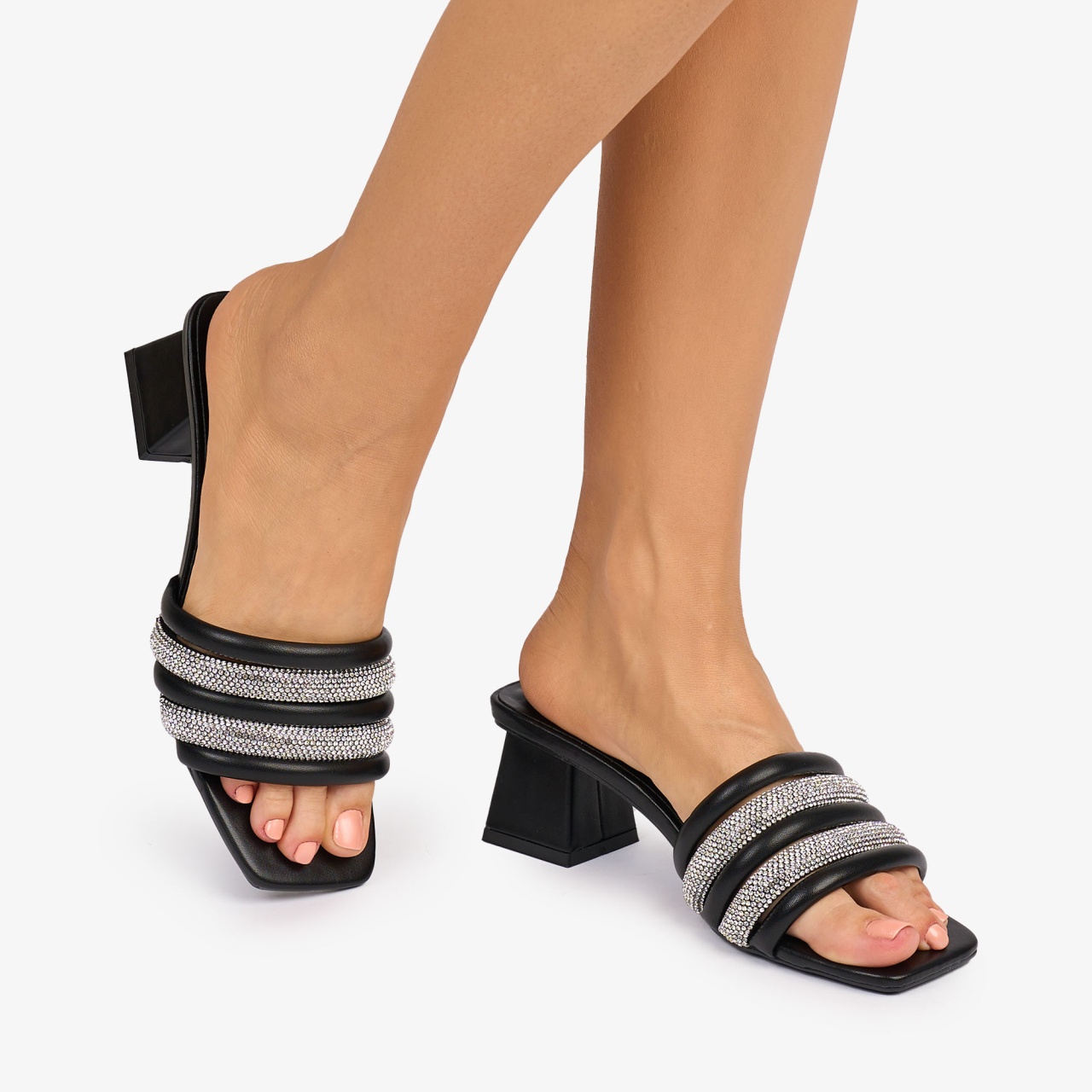 Pantofi eleganti dama din Piele ECOLOGICA cu toc gros si strasuri CRL1086 CULOARE: NEGRU