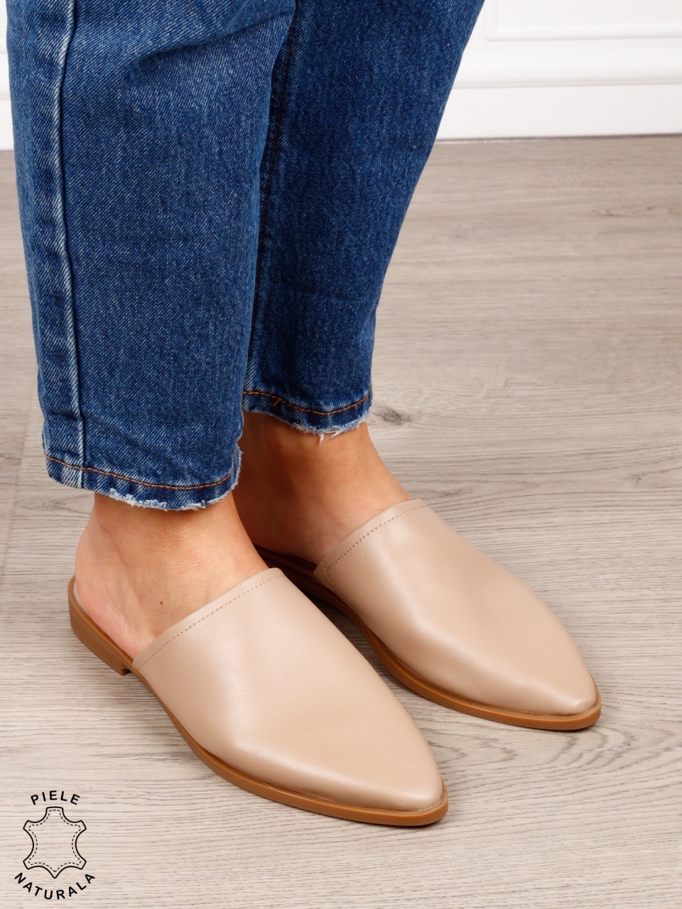 PAPUCI DAMA DIN PIELE NATURALA cu design clasic CRL1625 BEJ