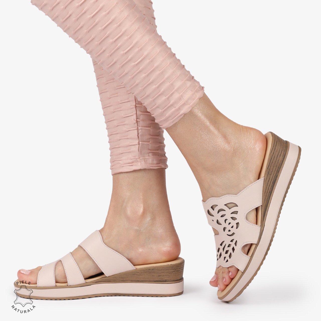 PAPUCI DAMA DIN PIELE NATURALA IMPRIMEU DECORATIV CRL1429 ROZ