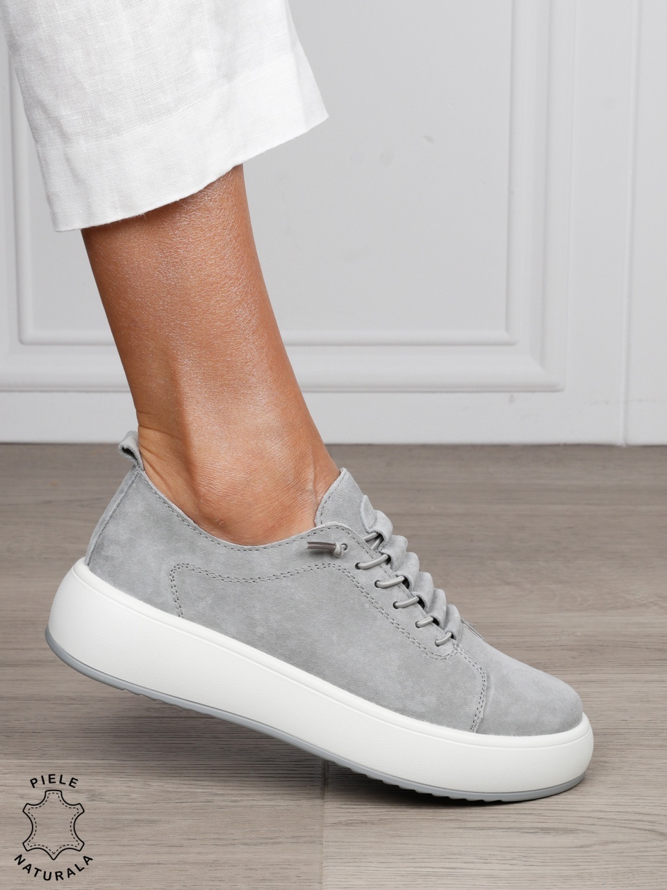 Pantofi Casual dama din Piele Naturala Intoarsa cu siret special CRL1550GRI