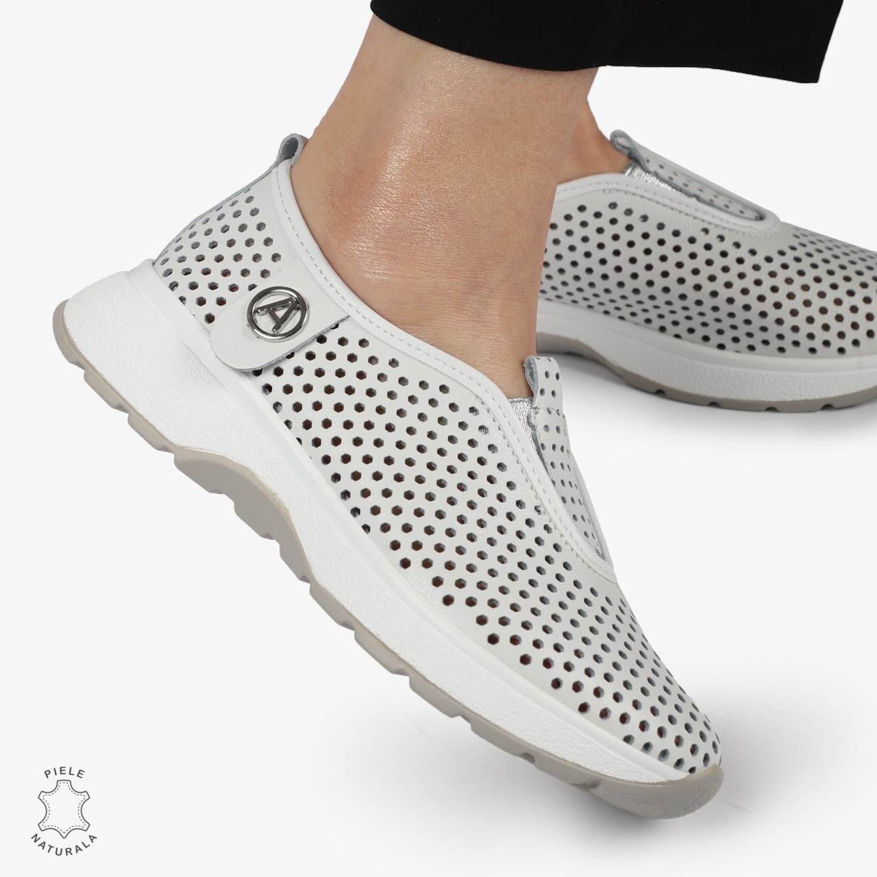 PANTOFI CASUAL dama din Piele naturala Perforata TIP SLIP-ON CRL1415 ALB