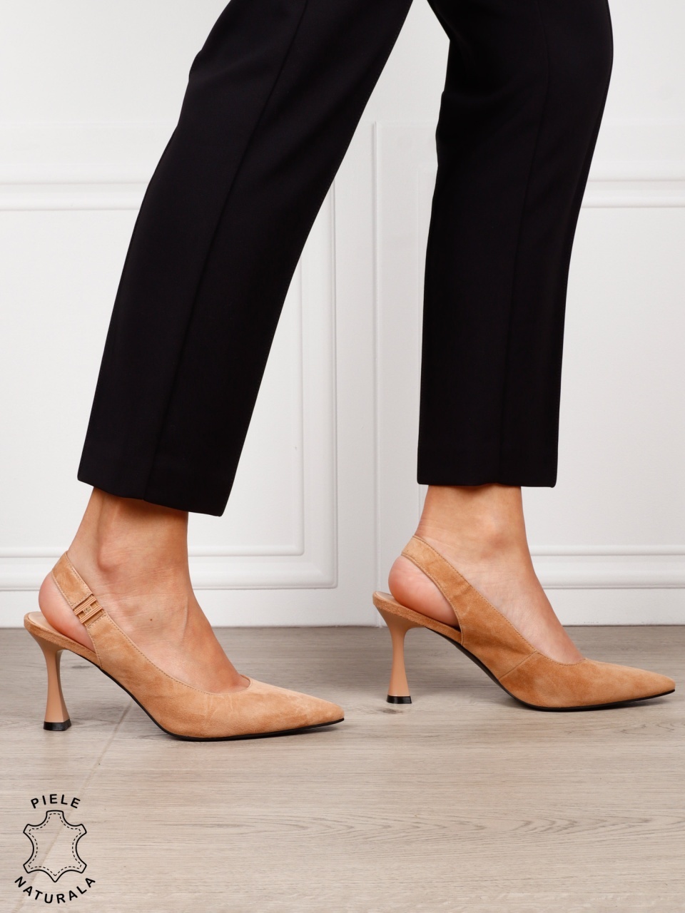 Pantofi dama eleganti cu toc special si varf ascutit din piele naturala intoarsa CRL1612 BEJ