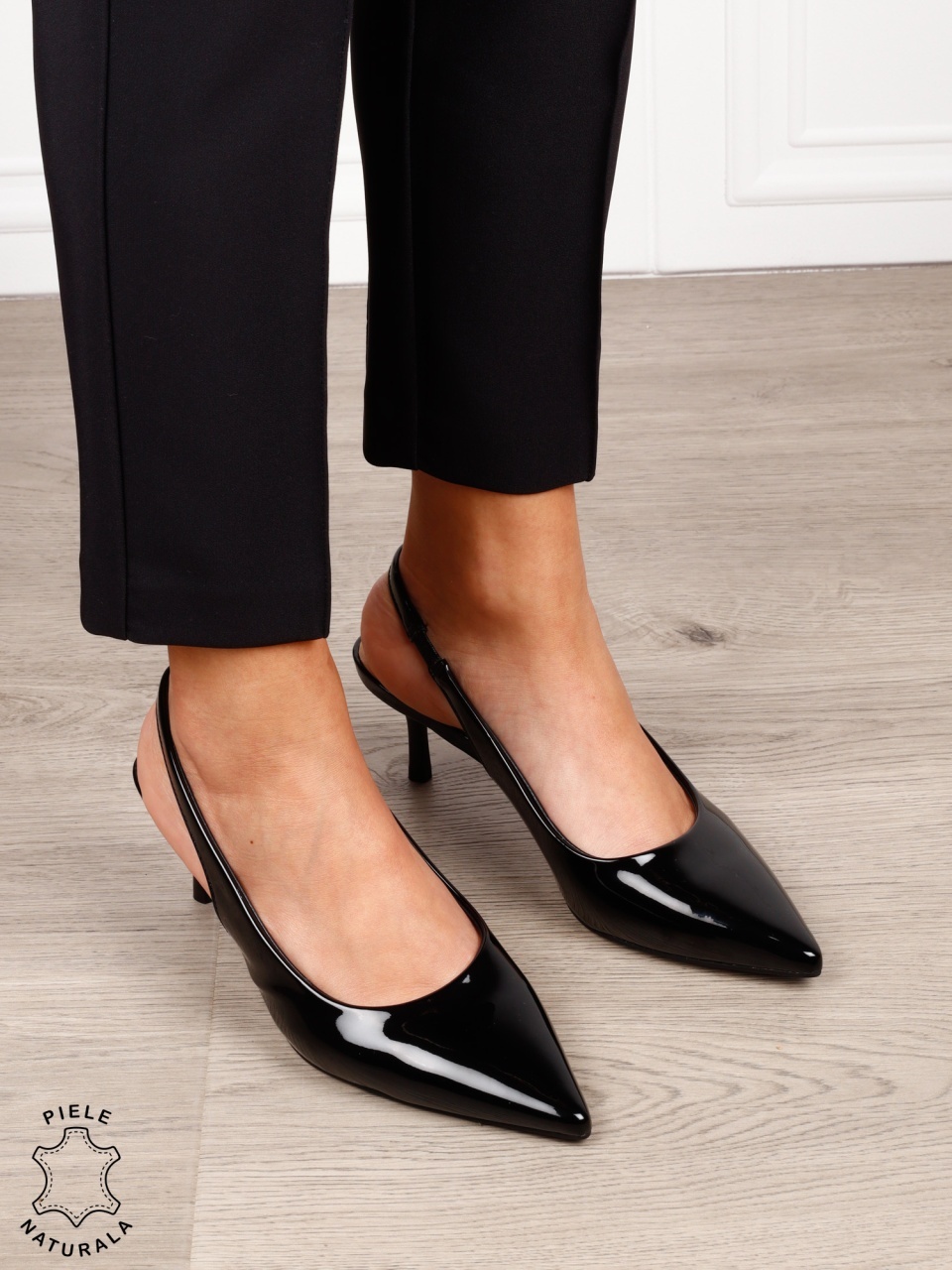 Pantofi dama eleganti din piele naturala cu toc subtire si varf ascutit CRL1616 NEGRU