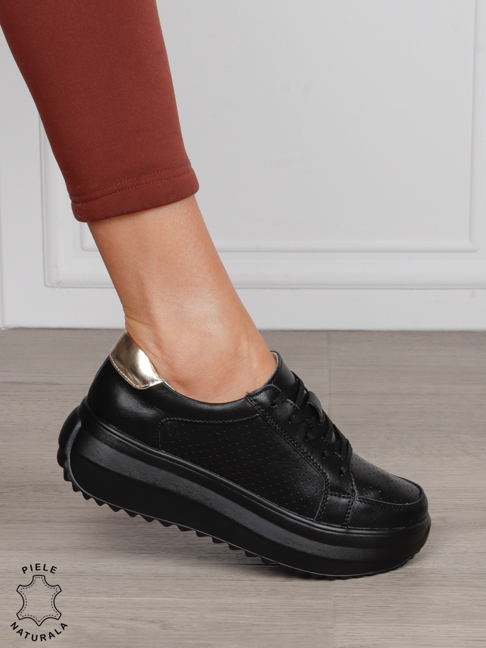 Pantofi Casual damă din piele naturală confortabile CRL1572 NEGRU CU AURIU