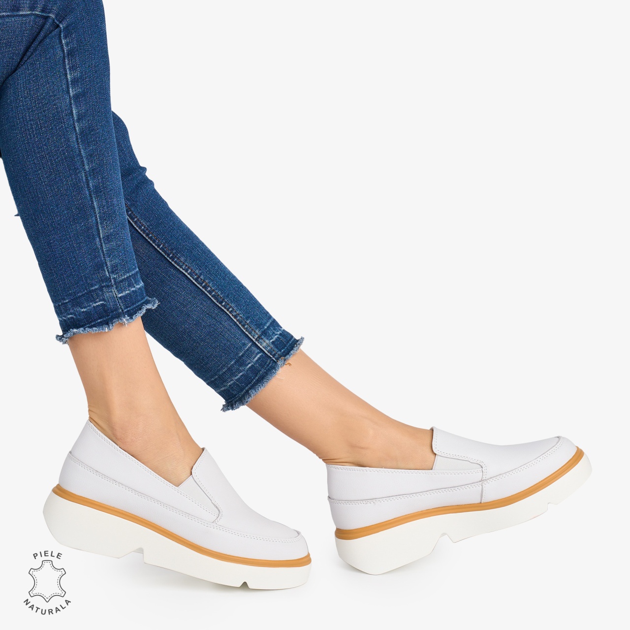 Pantofi Casual DAMA din PIELE Naturala SLIP-ON CRL0946 CULOARE: ALB