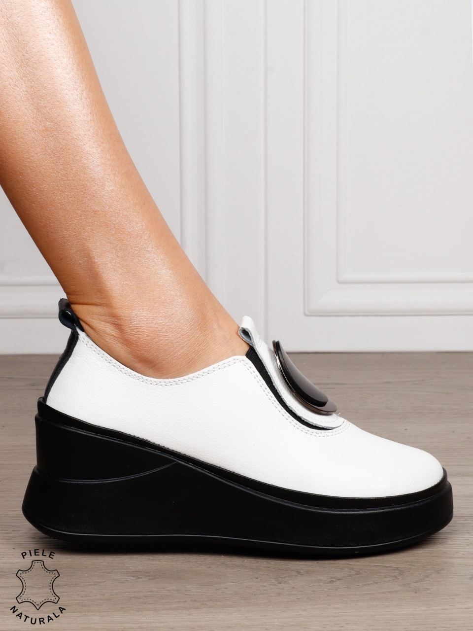 PANTOFI CASUAL DAMA Piele Naturala Slip-on cu deatliu in fata CRL1443 ALB