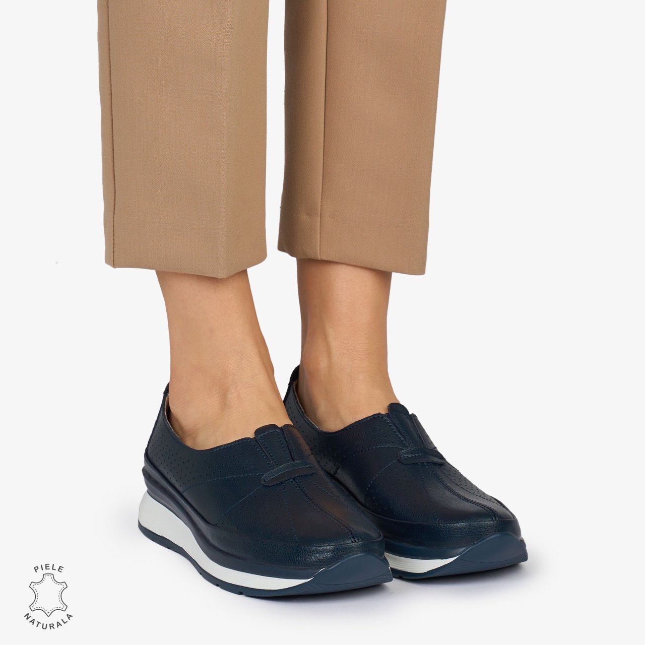 PANTOFI CASUAL Dama Piele Naturala USOR INALTA CRL1050 Culoare: BLEUMARIN