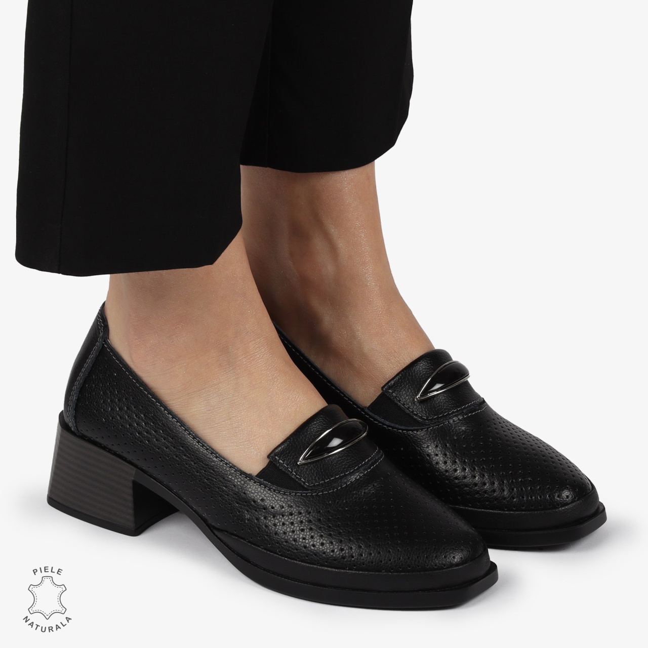 PANTOFI ELEGANTI DIN PIELE NATURALA CU TOC MIC CRL01383 NEGRU