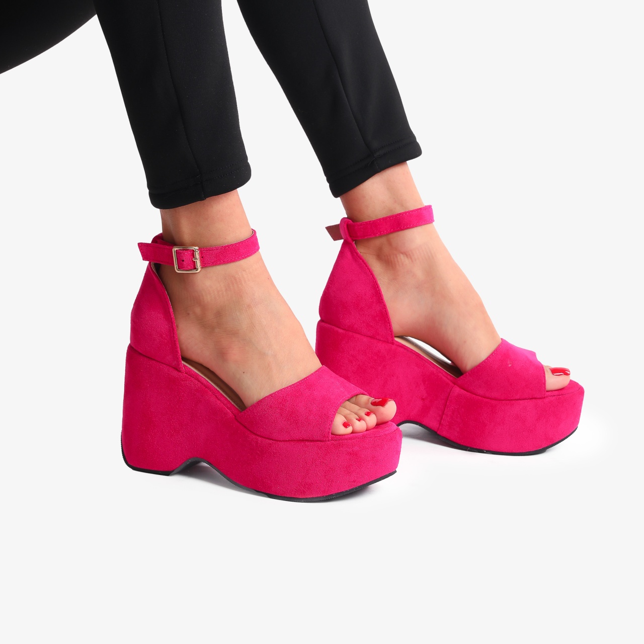 SANDALE DIN PIELE ECOLOGICA INTOARSA CU PLATFORMA CRL0737 Fuscia