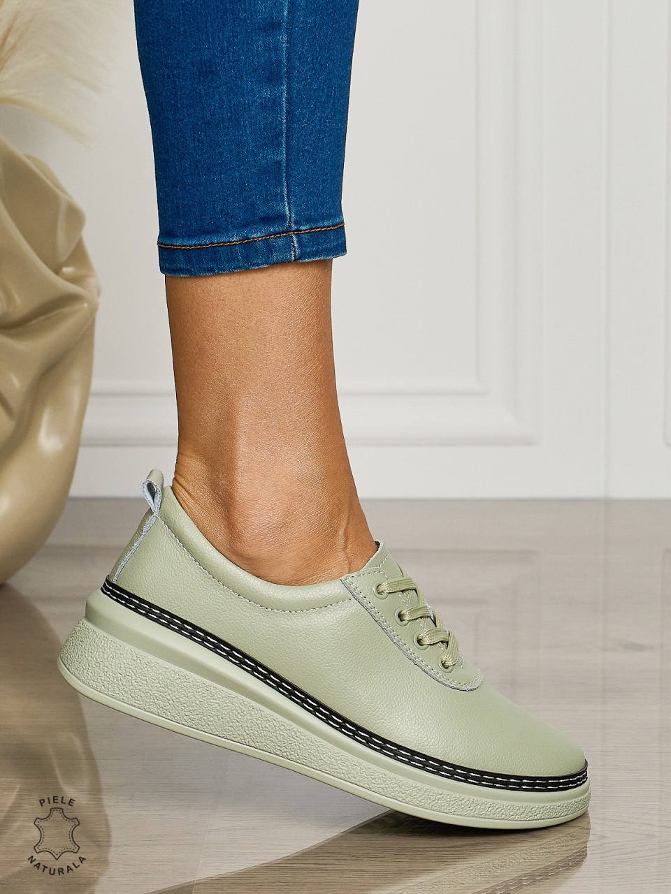 Pantofi CASUAL dama din piele naturala cu siret CONFORTABILE CRL1460 BARILLA