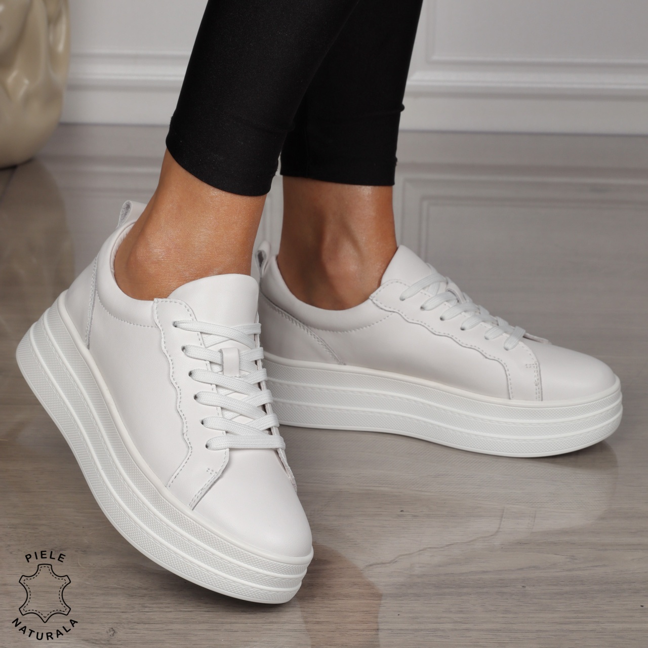 Pantofi CASUAL damă din piele naturală CU SIRET SI TALPA INALTA CRL1454 ALB