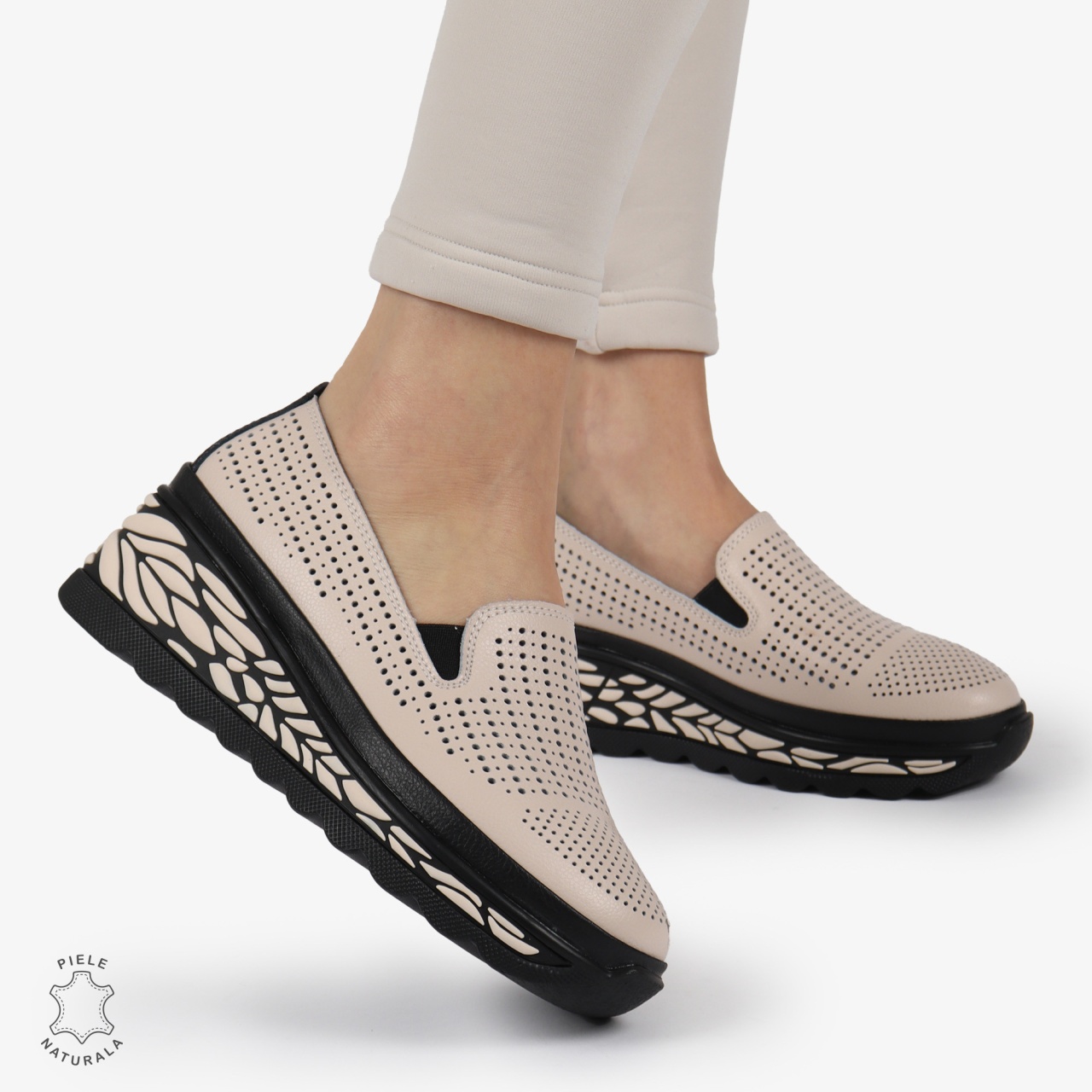 Pantofi Casual dama PERFORATI din Piele naturala CU DESIGN PE TALPA SLIP-ON CRL1337 ROZ