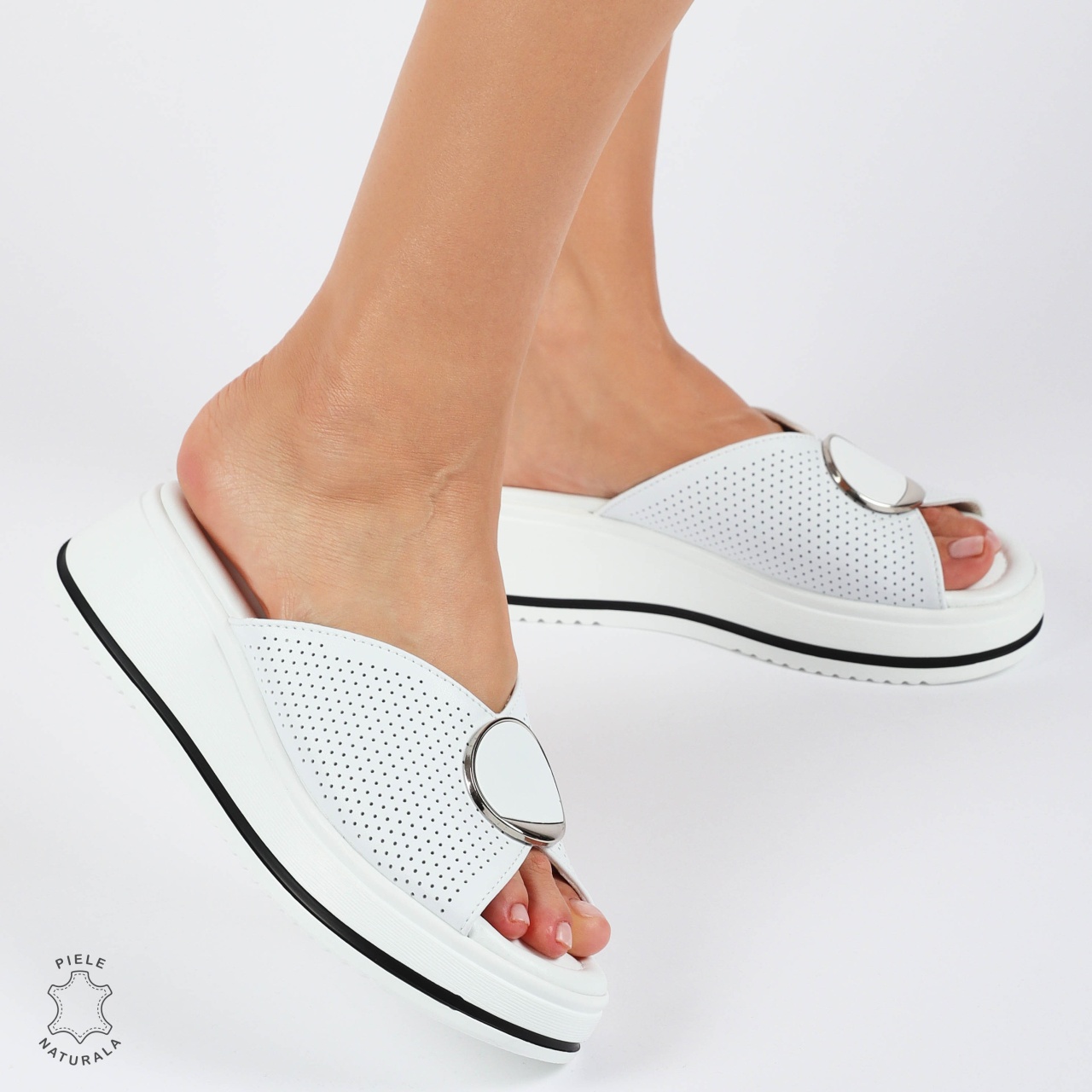 PAPUCI Dama DIN Piele Naturala CRL1436 ALB