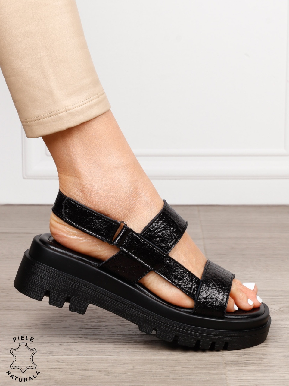 Sandale damă din piele naturală model casual chic CRL1654 NEGRU