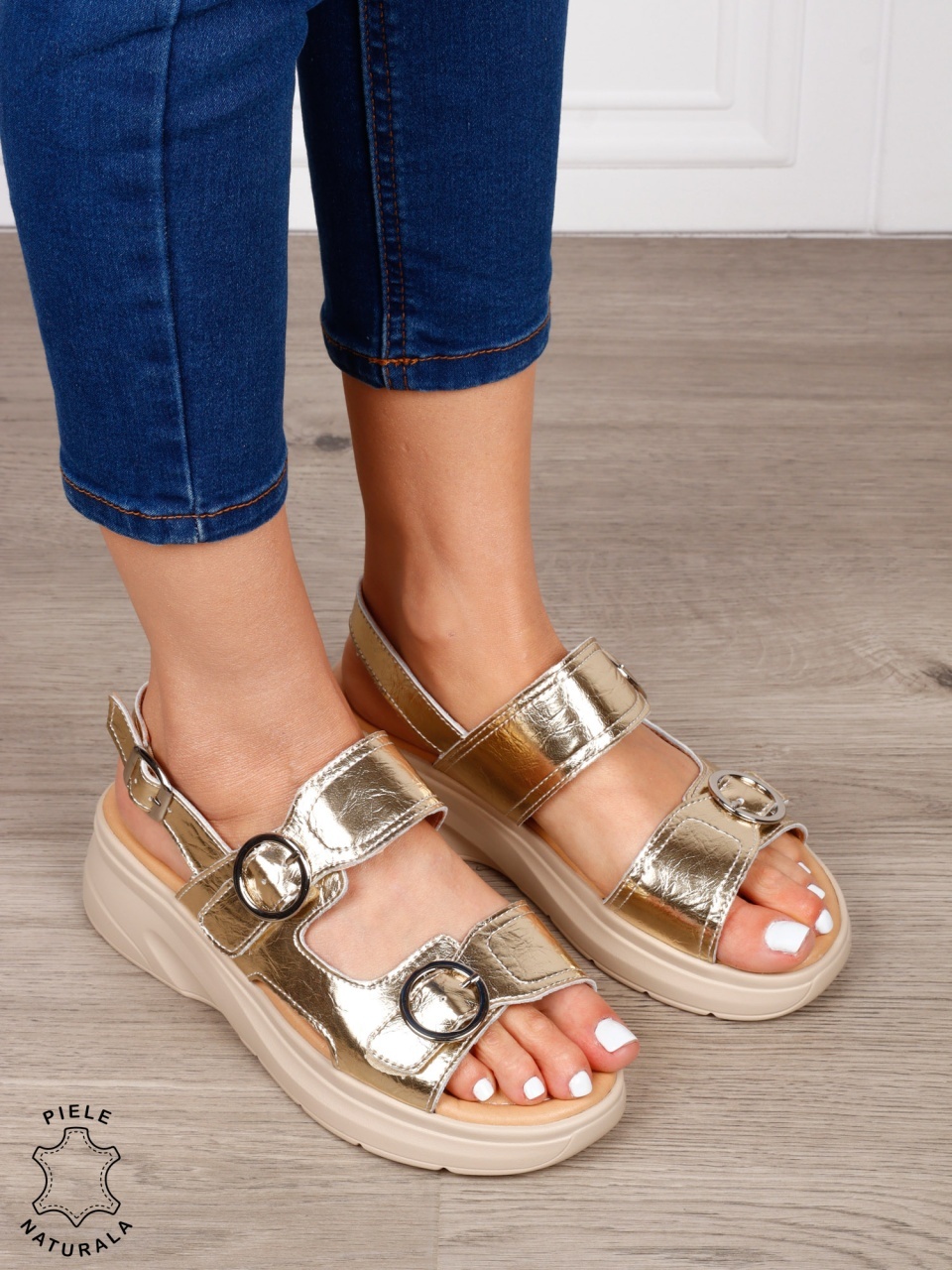 Sandale damă din piele naturală stil modern cu cataramă CRL1643 AURIU