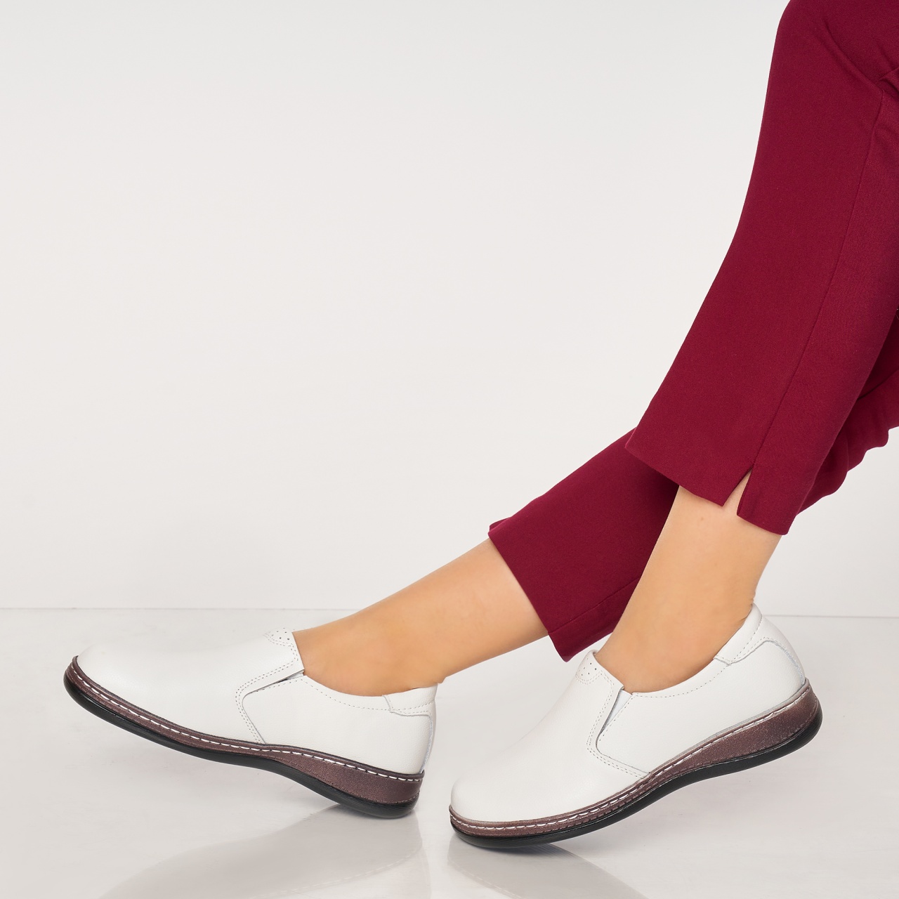 Mocasini dama din piele naturala cu talpa plata CRL0014 ALB