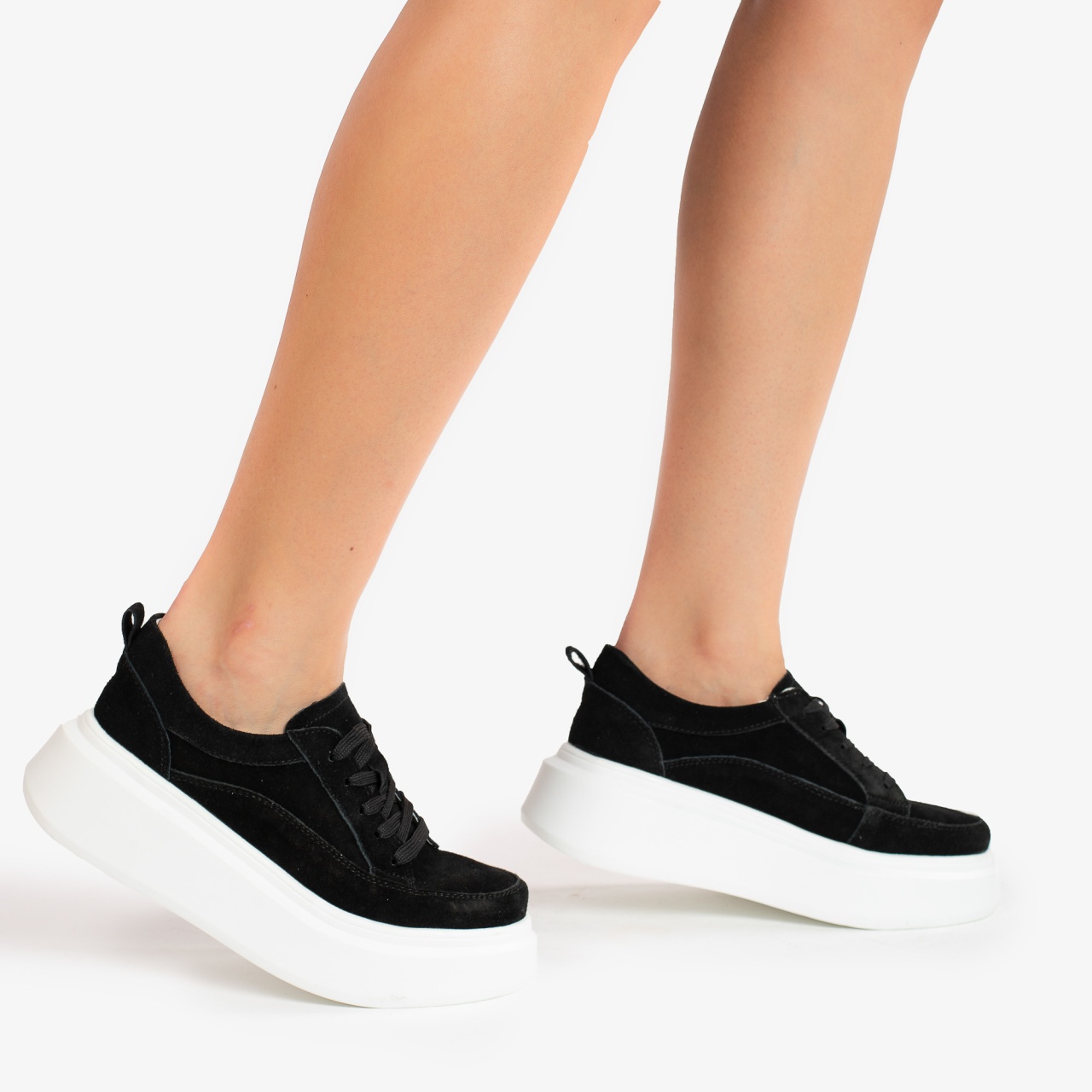 Pantofi Casual de dama din Piele Naturala Intoarsa CRL0567 ALB CU NEGRU