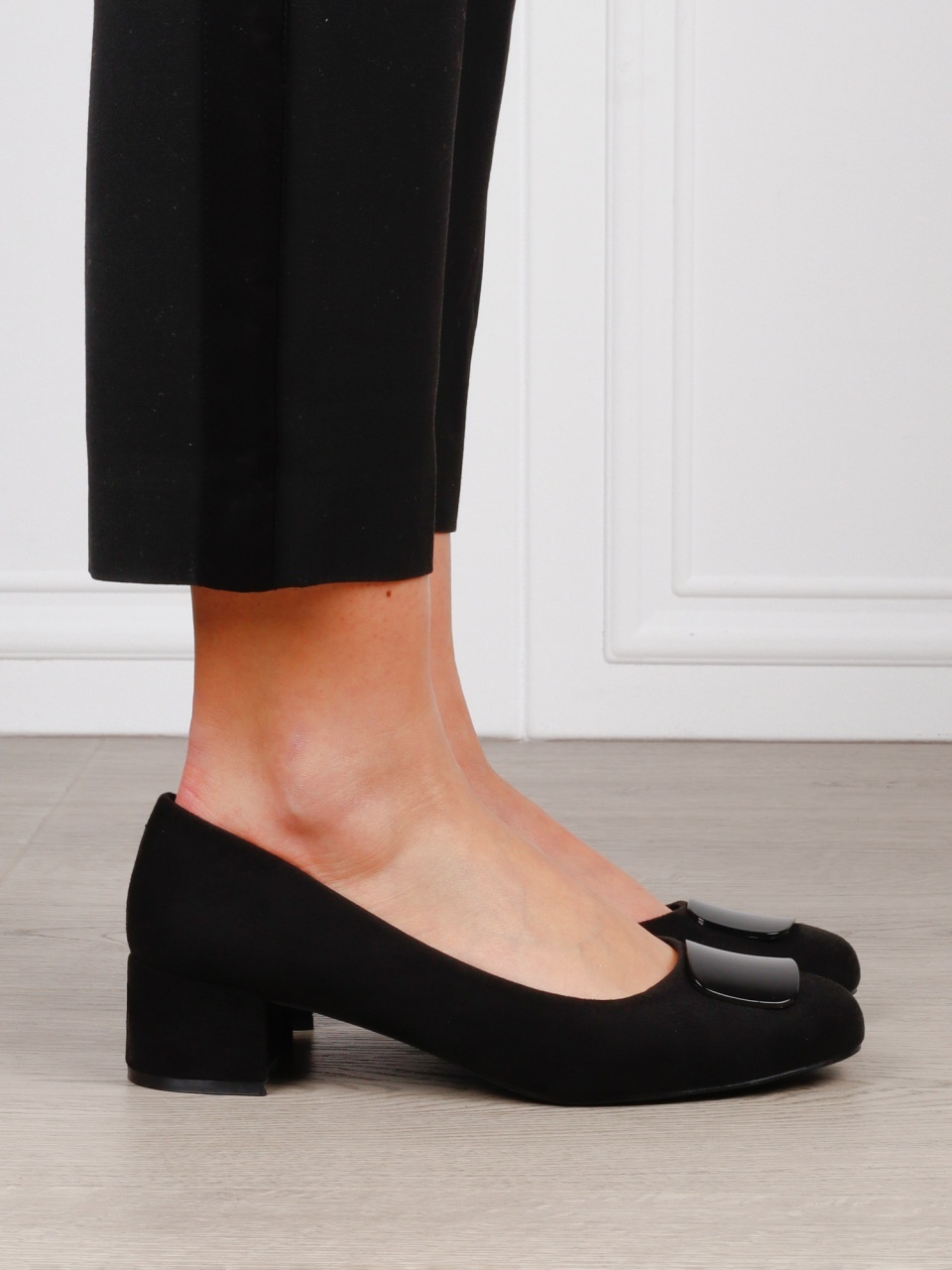 Pantofi Eleganti dama din piele Ecologica intoarsa cu brant din piele naturala CRL1584 Negru