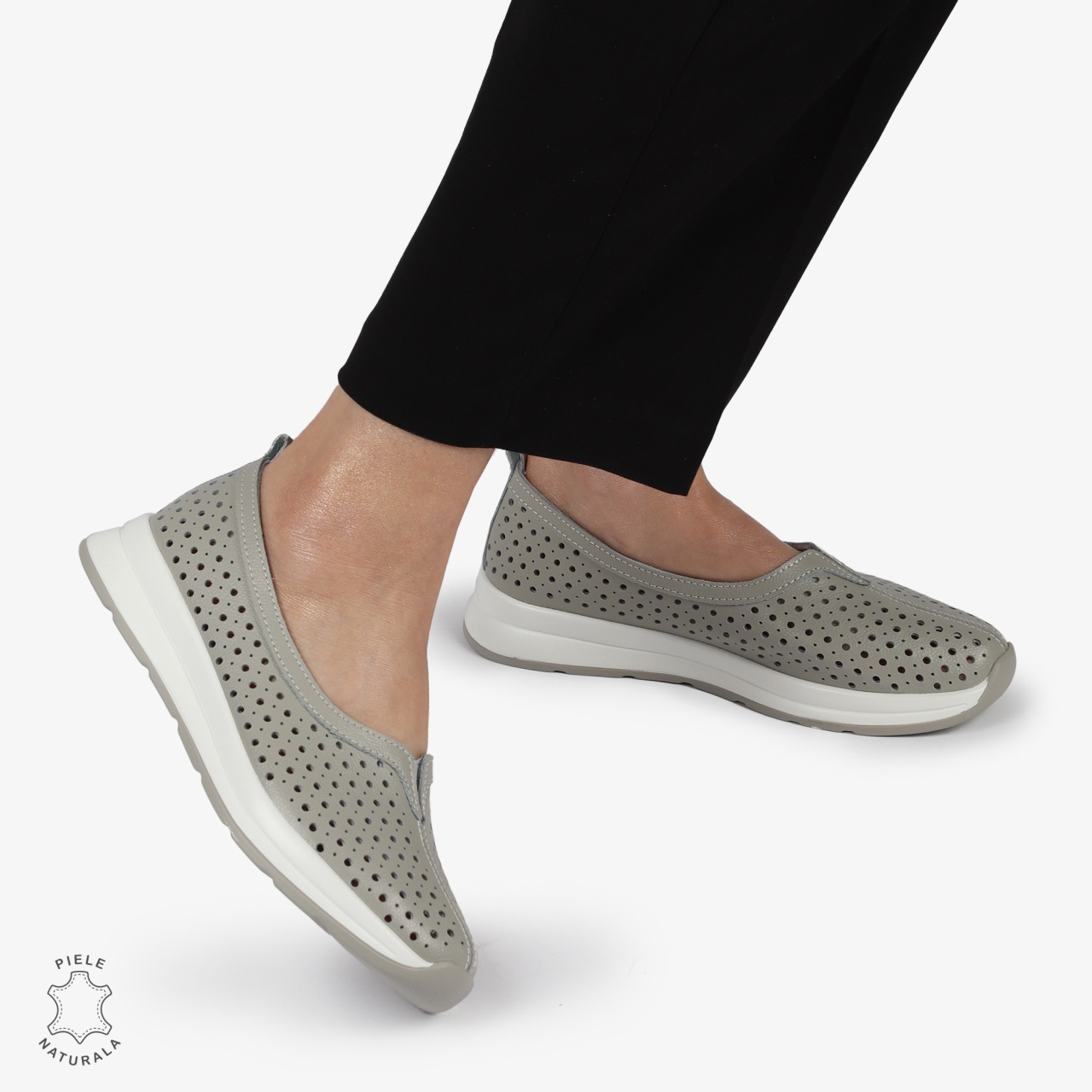 Balerini dama din Piele Naturala PERFORATA CU FUNDITA CRL1417 GRI