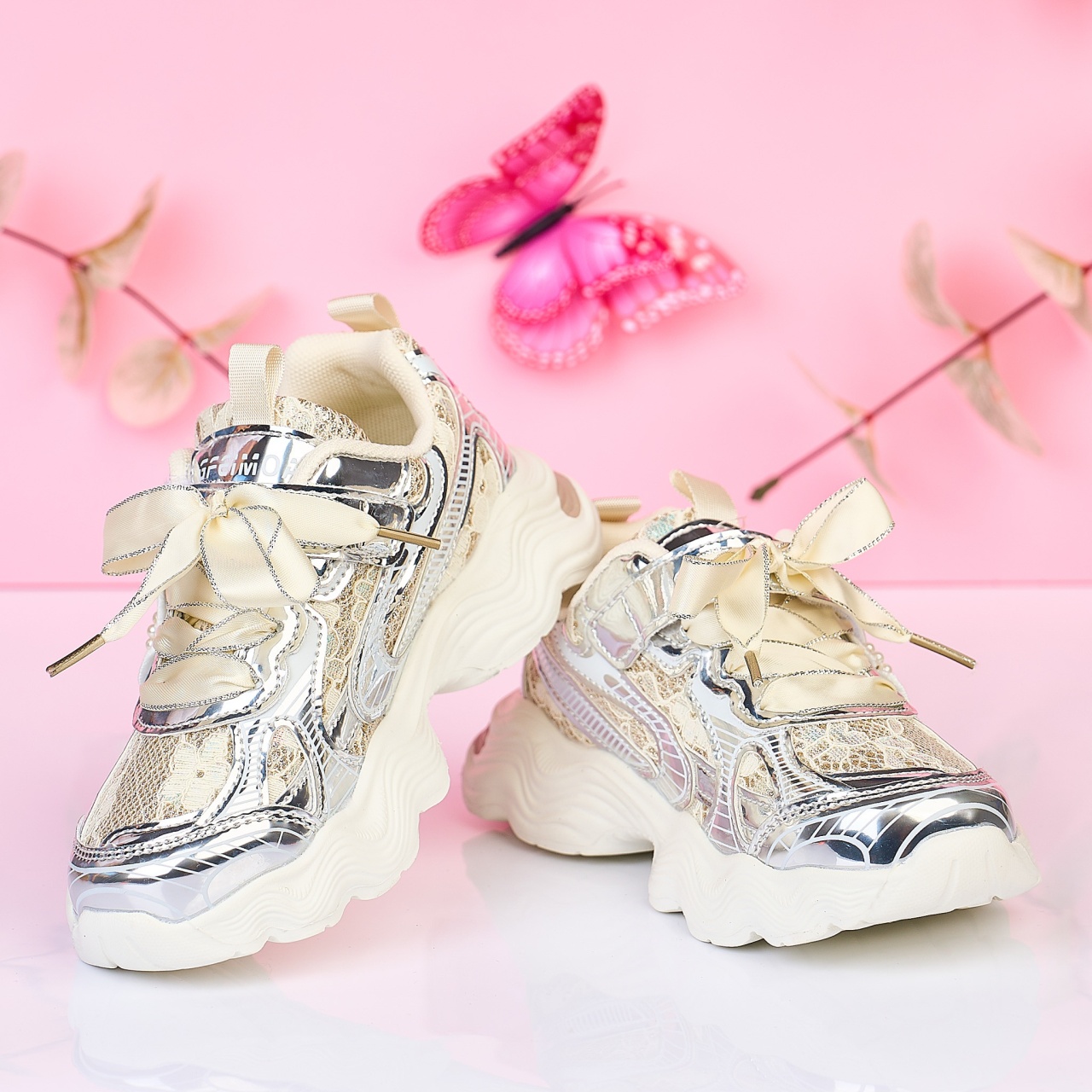 Incaltaminte copii din piele ecologica cu siret special si decor floral lateral CRL1468