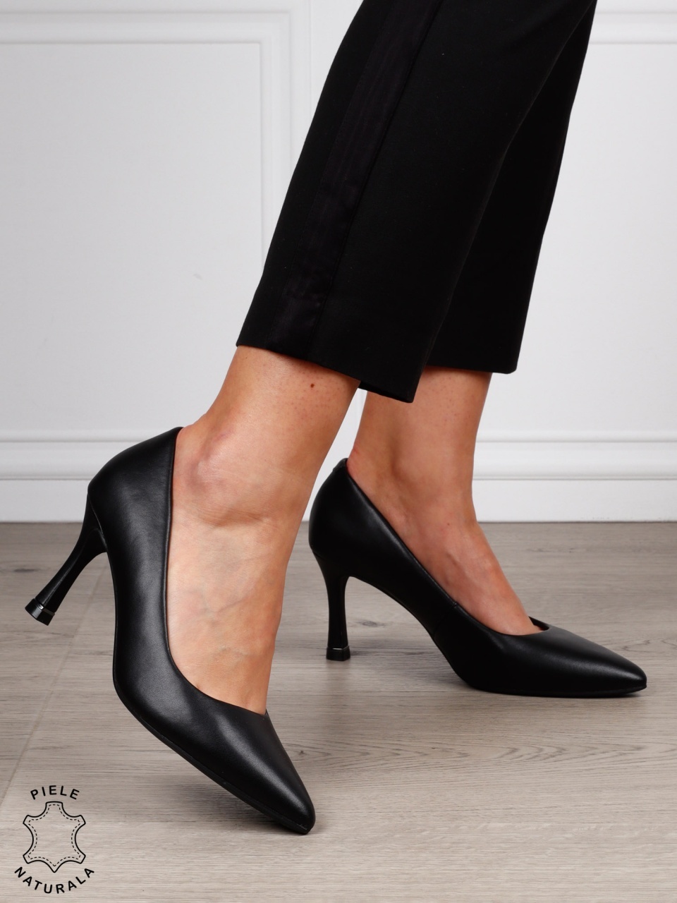 Pantofi Eleganti dama din piele naturala model clasic CRL1575 Negru