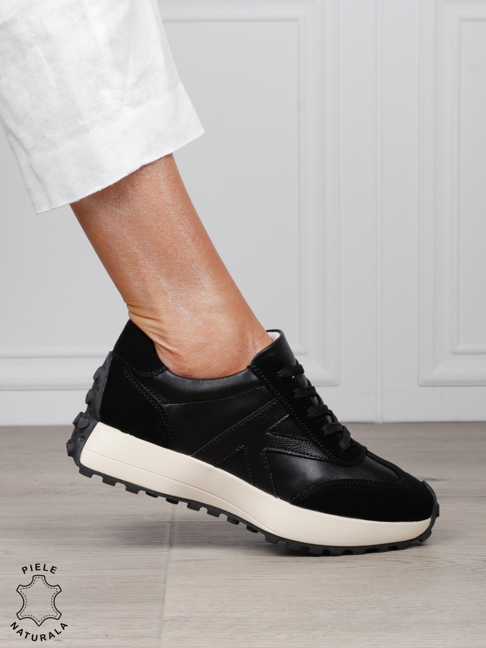 Pantofi Casual dama din Piele Naturala cu model special CRL1551 NEGRU