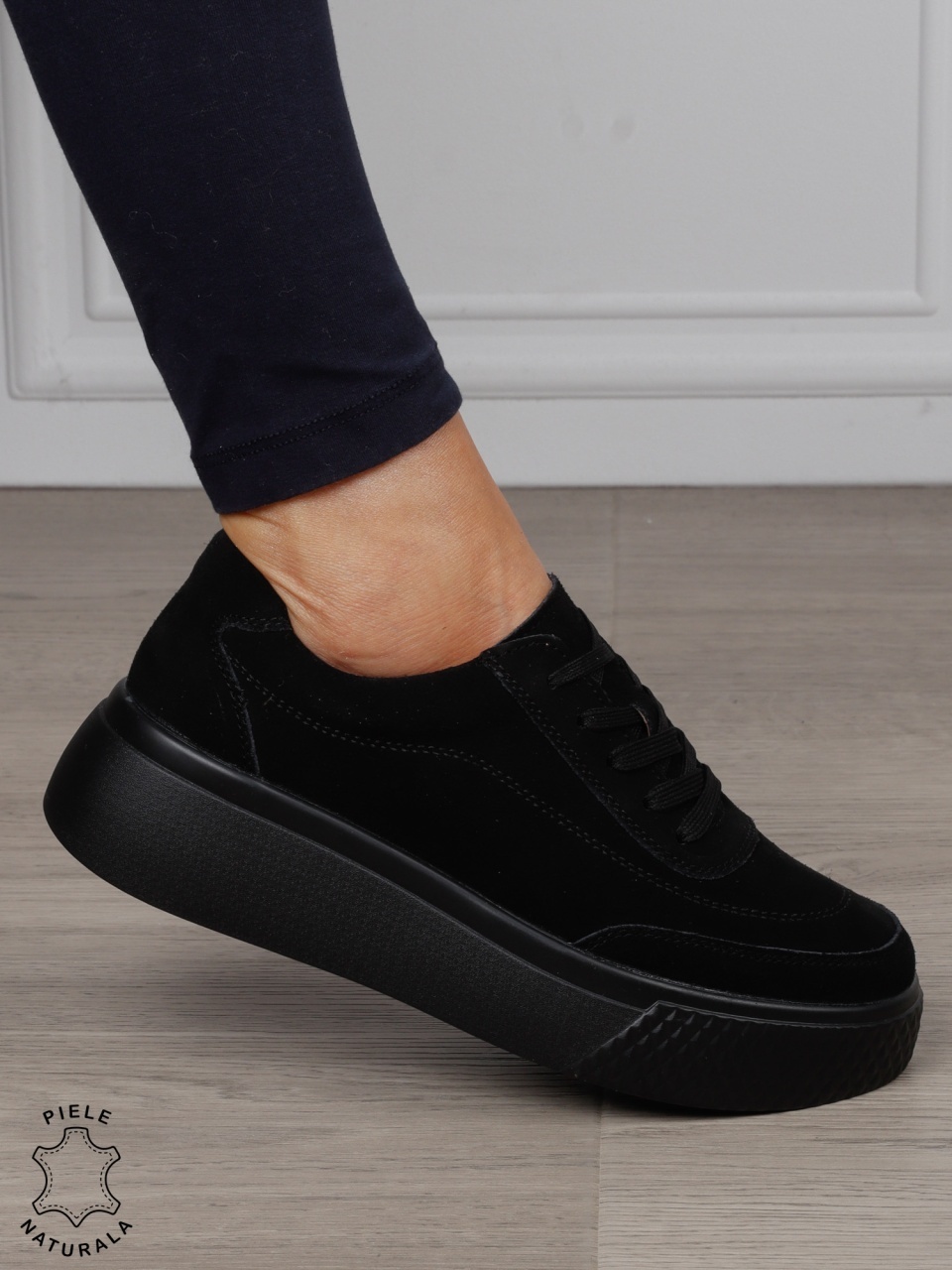 Pantofi Casual dama din Piele Naturala Intoarsa CRL1539 NEGRU