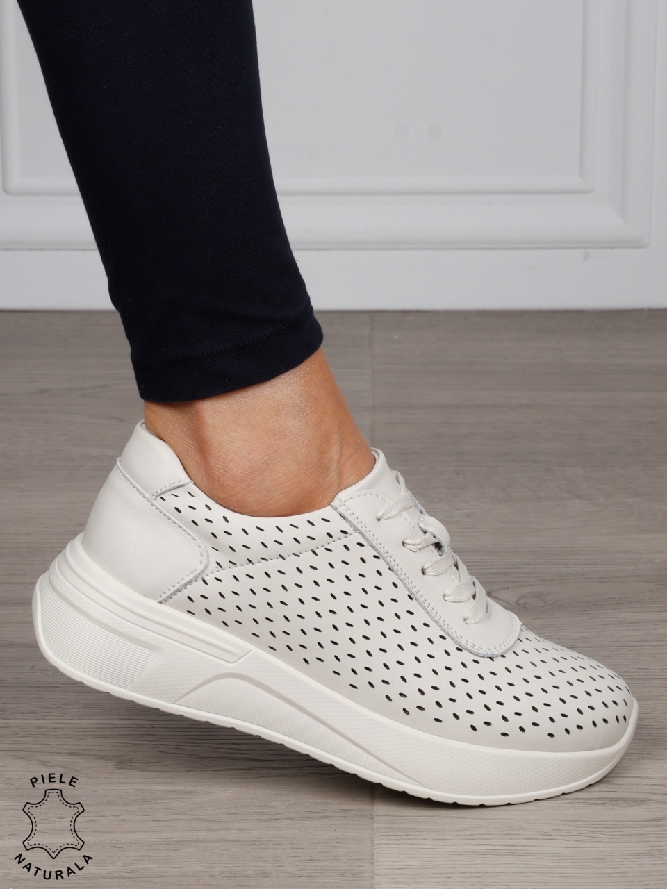 Pantofi Casual dama din Piele Naturala mici perforati CRL1541 BEJ