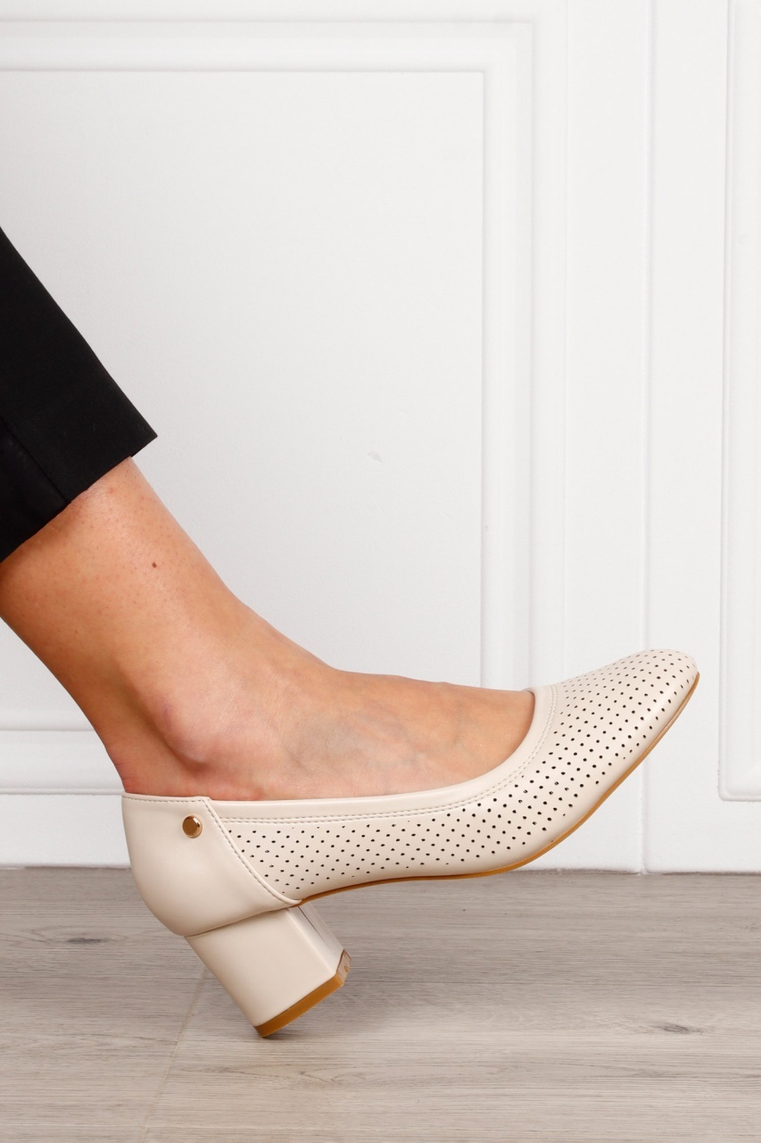 Pantofi Eleganti dama din piele Ecologica cu brant din piele naturala CRL1585 BEJ