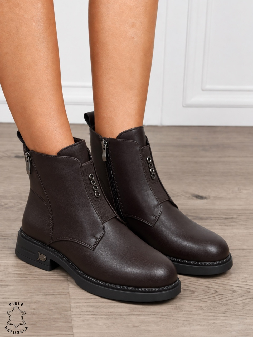 Ghete Negre din Piele Naturala cu Fermoar lateral CRL1244 cafeniu