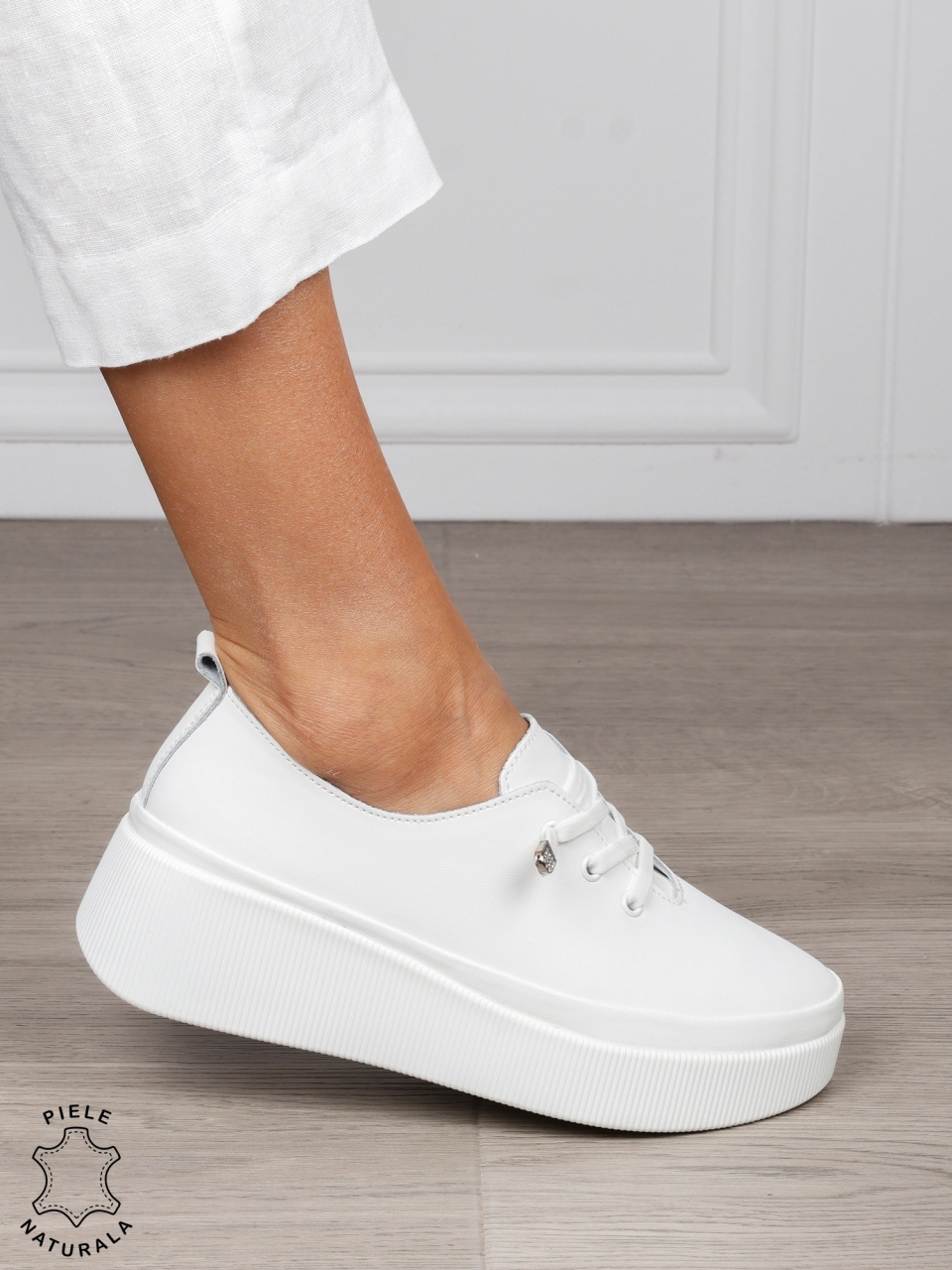 Pantofi Casual dama din Piele Naturala CRL1543 ALB