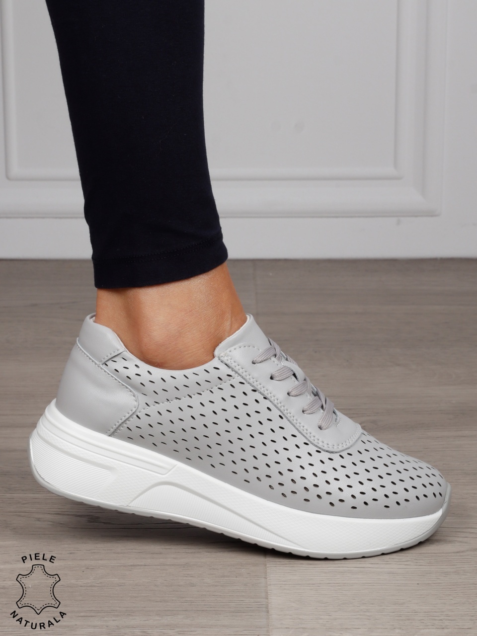 Pantofi Casual dama din Piele Naturala mici perforati CRL1541 GRI