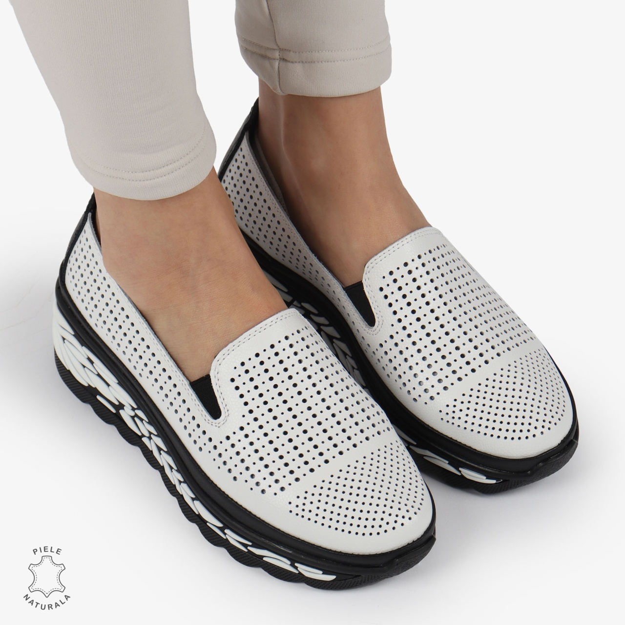 Pantofi Casual dama PERFORATI din Piele naturala CU DESIGN PE TALPA SLIP-ON CRL1337 ALB