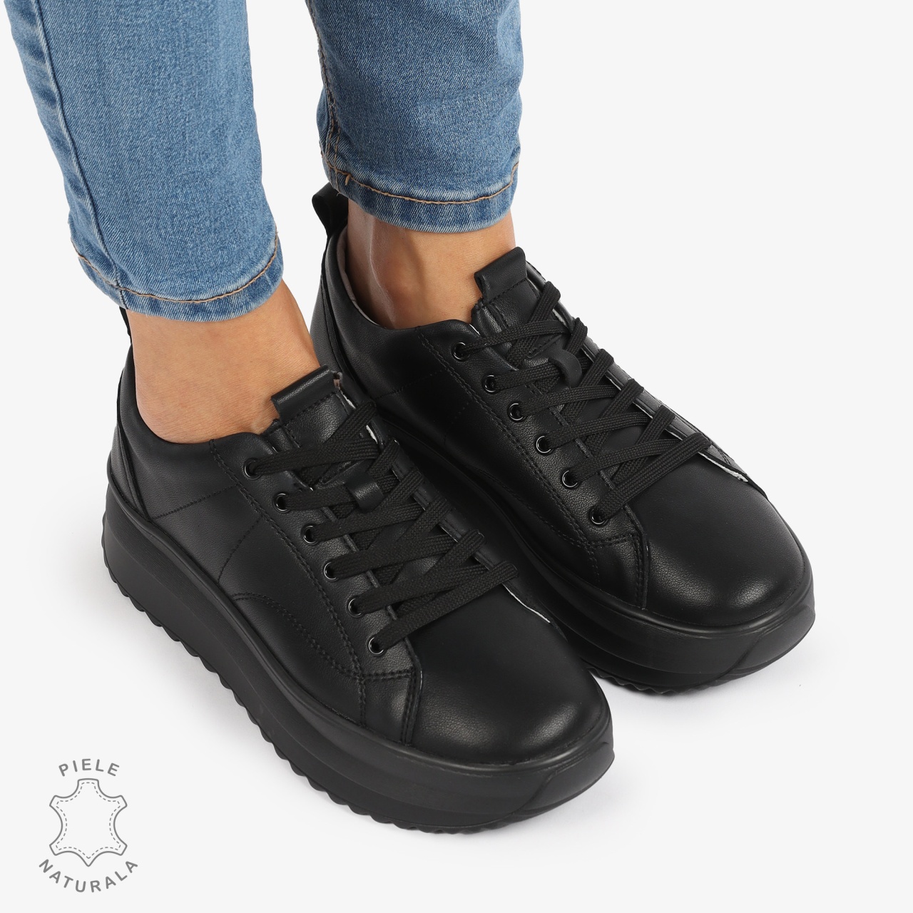 Pantofi Casual de dama din Piele Naturala CU CUSATURI DECORATIVE CRL1220 NEGRU