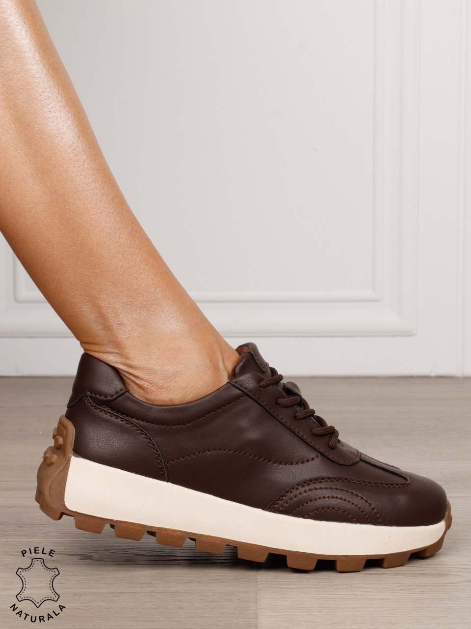 Pantofi damă din piele naturală cu șiret model versatil CRL1852 CAFENIU
