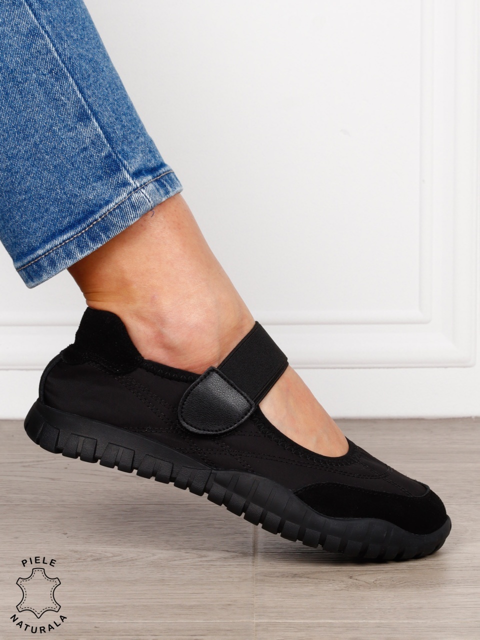 Sandale damă din piele naturală întoarsă și material textil, cu branț din piele naturală CRL1562 NEGRU