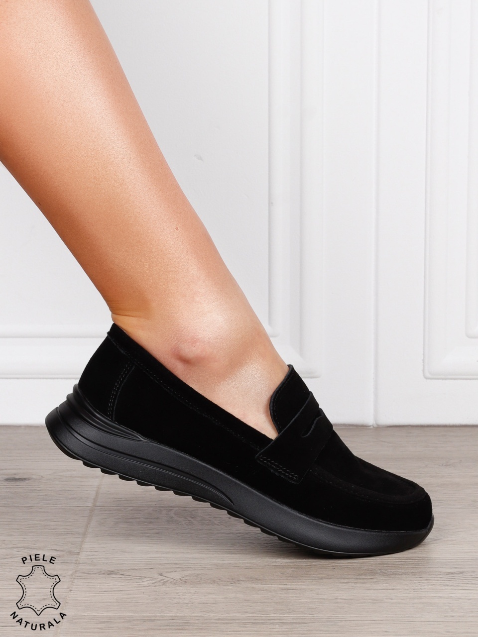 MOCASINI Dama Piele Naturala intoarsa cu design clasic CRL1598 Negru