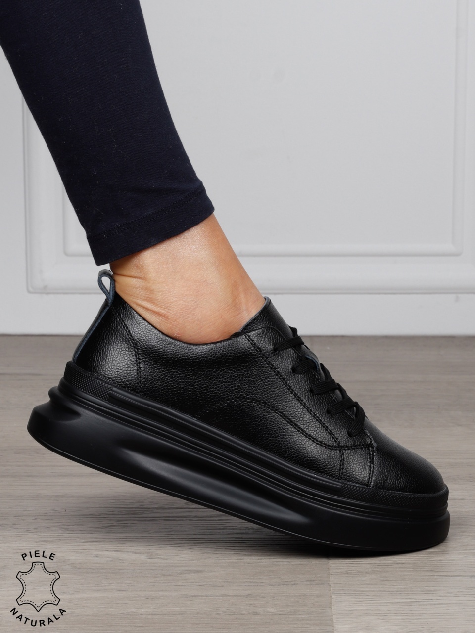 Pantofi Casual dama din Piele Naturala CRL1055 CULOARE: NEGRU