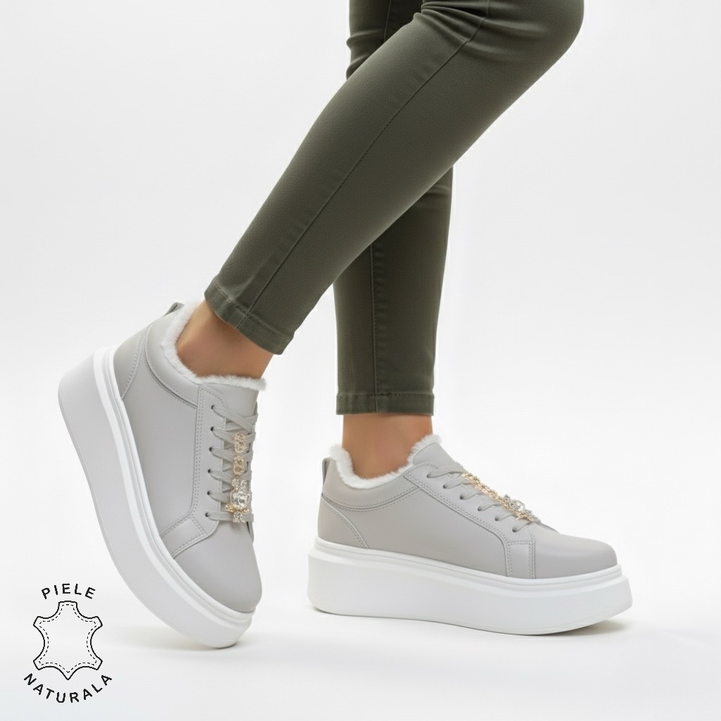 Pantofi casual îmblănite albi din piele naturală cu talpa înaltă si detaliu decorativ pe șiret CRL1537 GRI