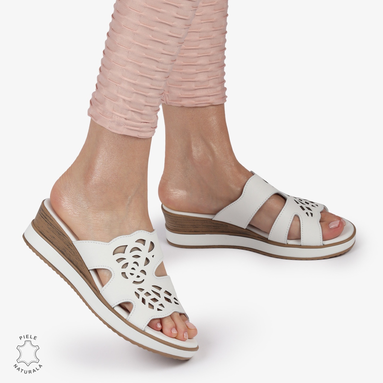 PAPUCI DAMA DIN PIELE NATURALA IMPRIMEU DECORATIV CRL1429 ALB