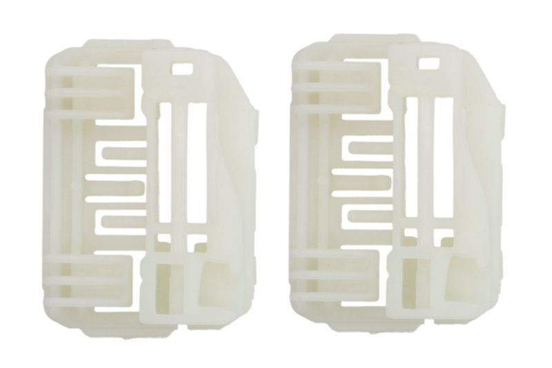 Set reparatie macara geam Fata Dreapta potrivit HYUNDAI I30 2007-2012 - (2 ghidaj)