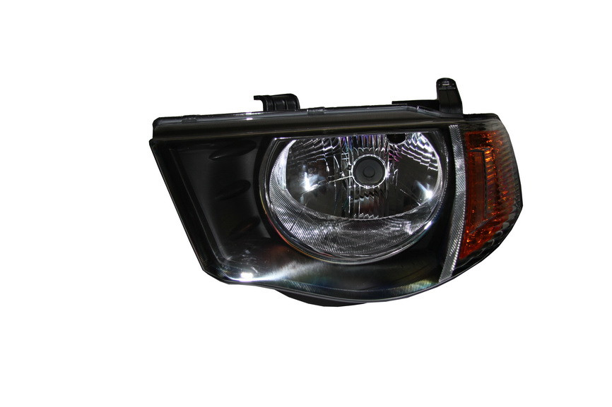 Far Stanga (H4, electric, fara motoras, culoare insertie: negru, culoare semnalizator: galben) potrivit MITSUBISHI L200 / TRITON